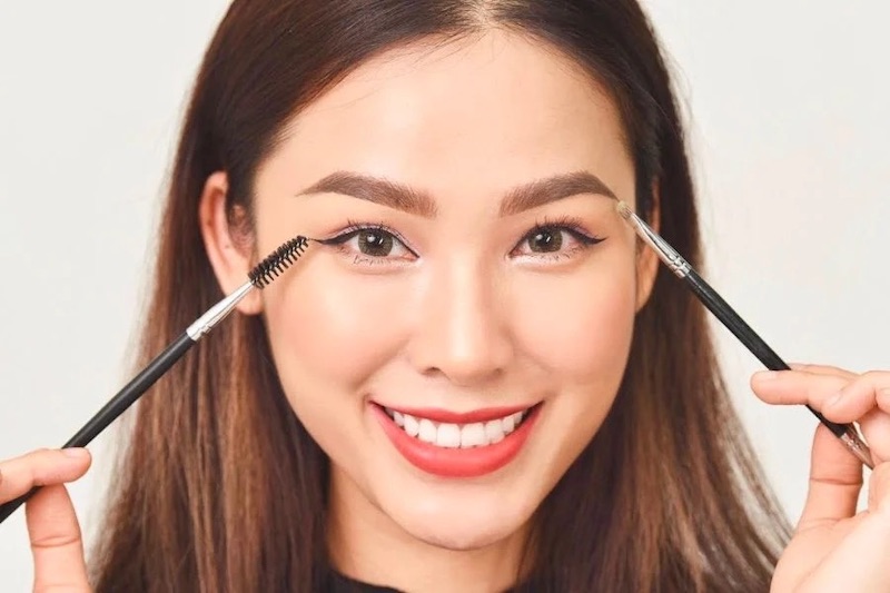 Vì sao cần chọn dáng chân mày hợp phong thuỷ.