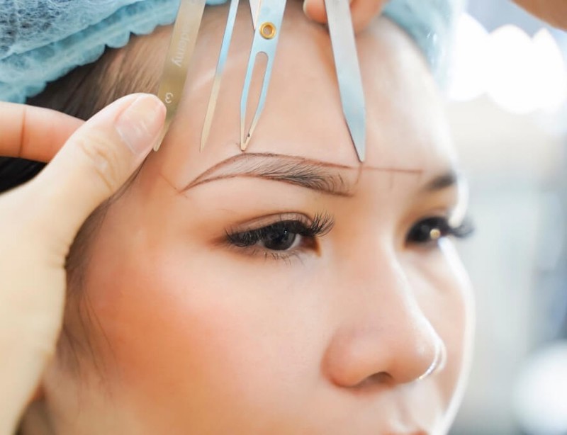 Bí quyết xác định dáng chân mày hợp phong thuỷ.